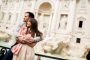 В Риме одиноким туристкам предлагают взять в аренду парня для селфи