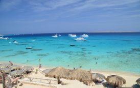 Возобновление чартерных рейсов на курорты Египта вновь откладывается