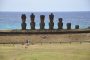 Статуи моаи на острове Пасхи разрушаются из-за массового туризма