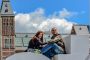 В Амстердаме предлагают туристам услуги «супруга»-гида на один день