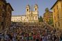 В Риме туристам запретили гулять с голым торсом и есть фастфуд